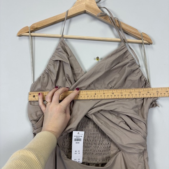 Abercrombie Fitch Tan Twist Front Smocked Back Maxi Dress Women's Medium - Picture 6 of 15